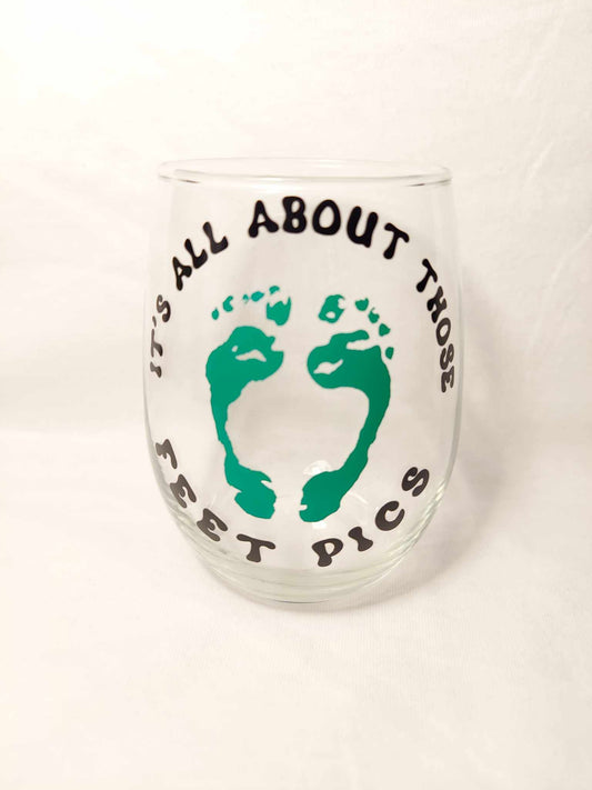 16oz Feet pics glass